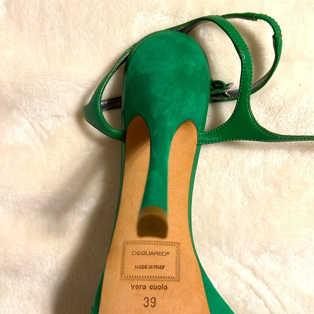 Dsquared2. Green Suede Strappy Heels. Like New. 39/8 Italy